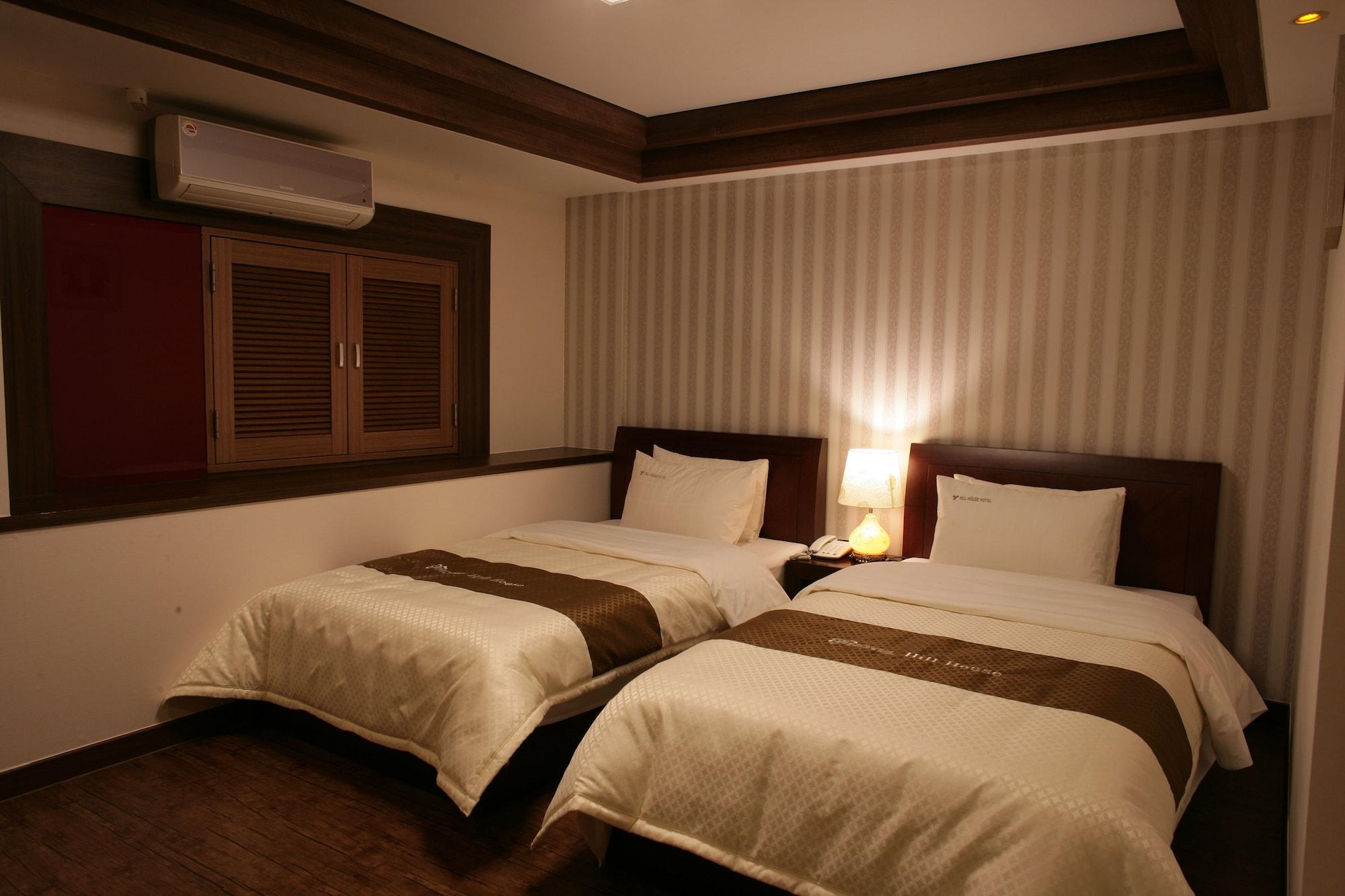מלון Hill House Seoul Myeongdong מראה חיצוני תמונה