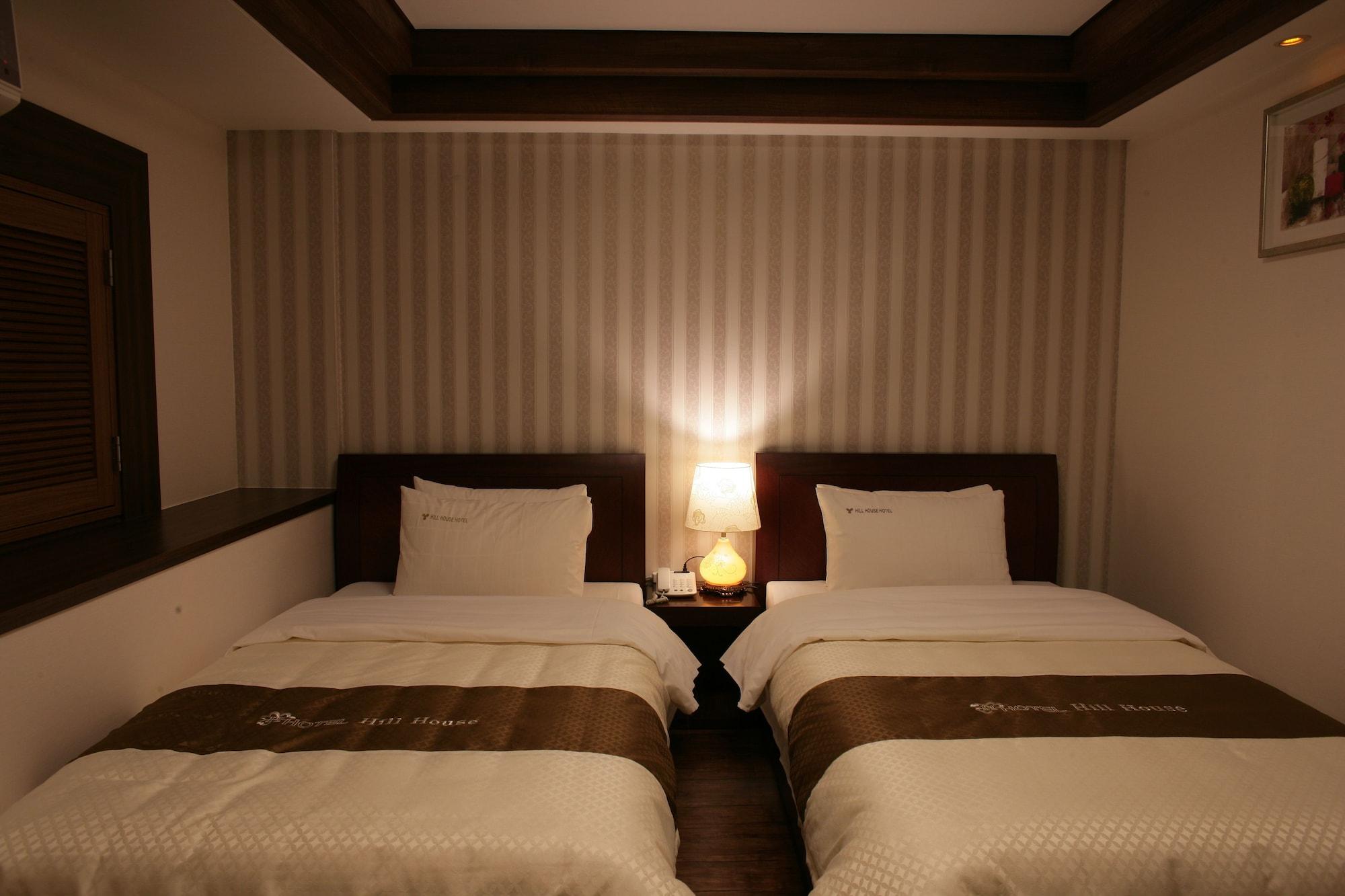 מלון Hill House Seoul Myeongdong מראה חיצוני תמונה