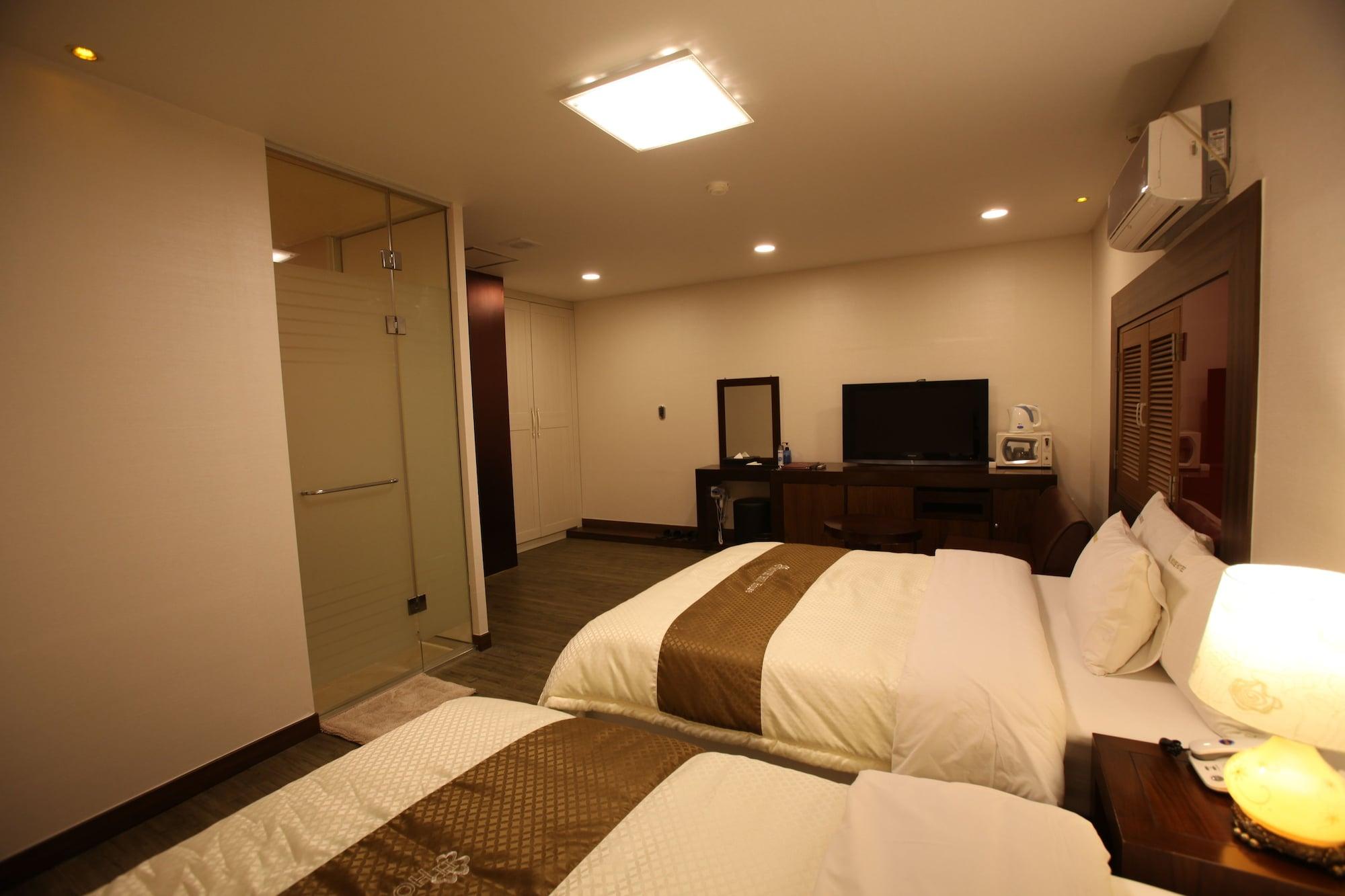 מלון Hill House Seoul Myeongdong מראה חיצוני תמונה