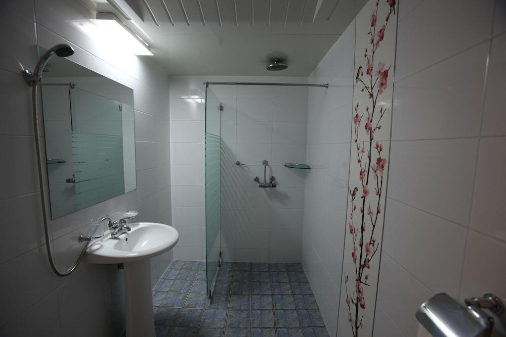 מלון Hill House Seoul Myeongdong מראה חיצוני תמונה