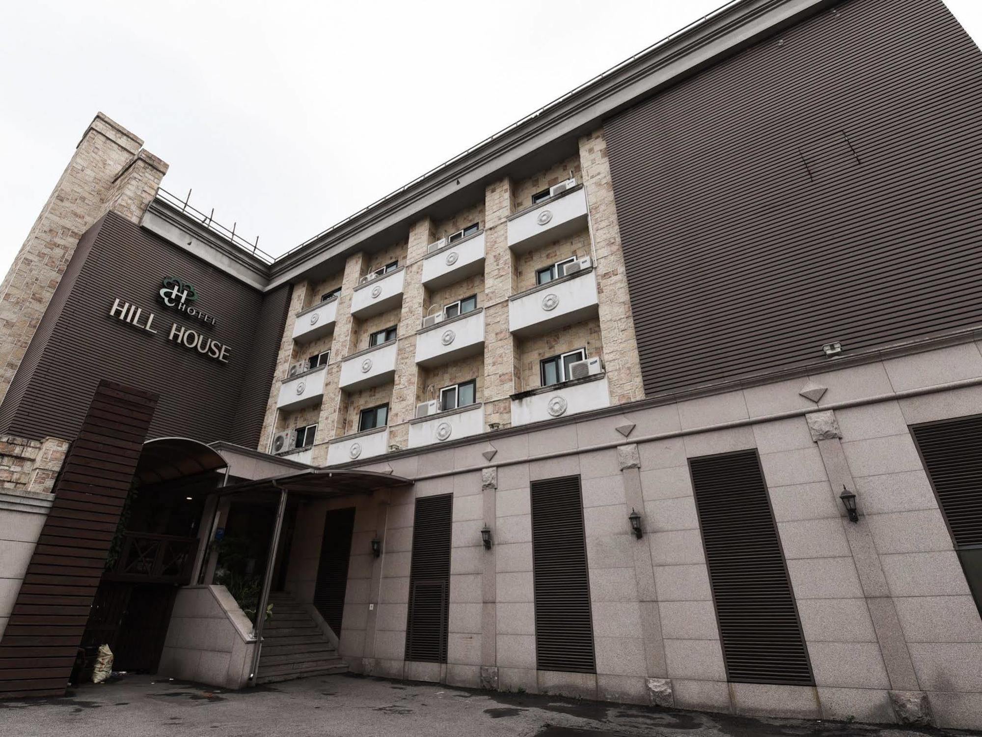 מלון Hill House Seoul Myeongdong מראה חיצוני תמונה