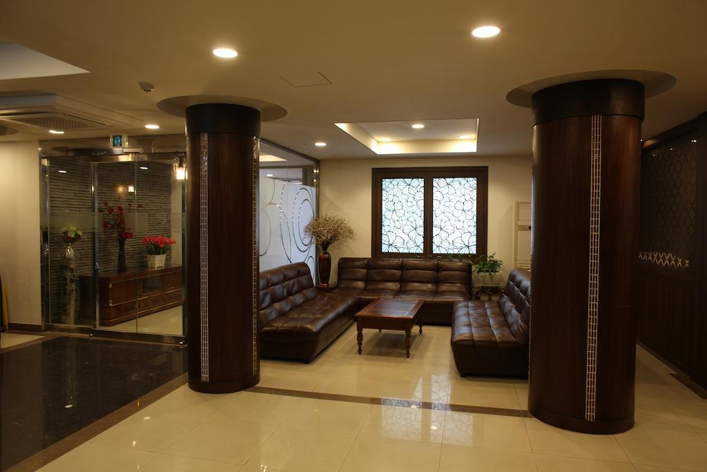 מלון Hill House Seoul Myeongdong מראה חיצוני תמונה