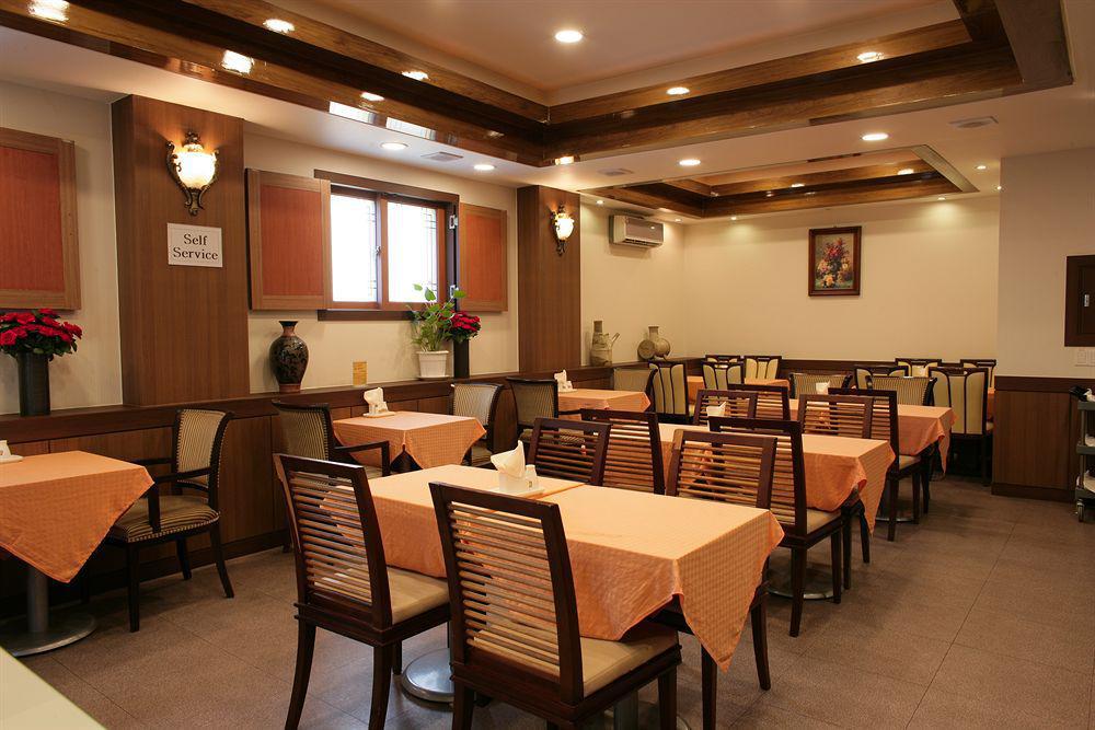 מלון Hill House Seoul Myeongdong מראה חיצוני תמונה